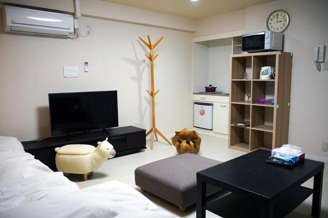 Reiwa House Appartement Osaka Buitenkant foto